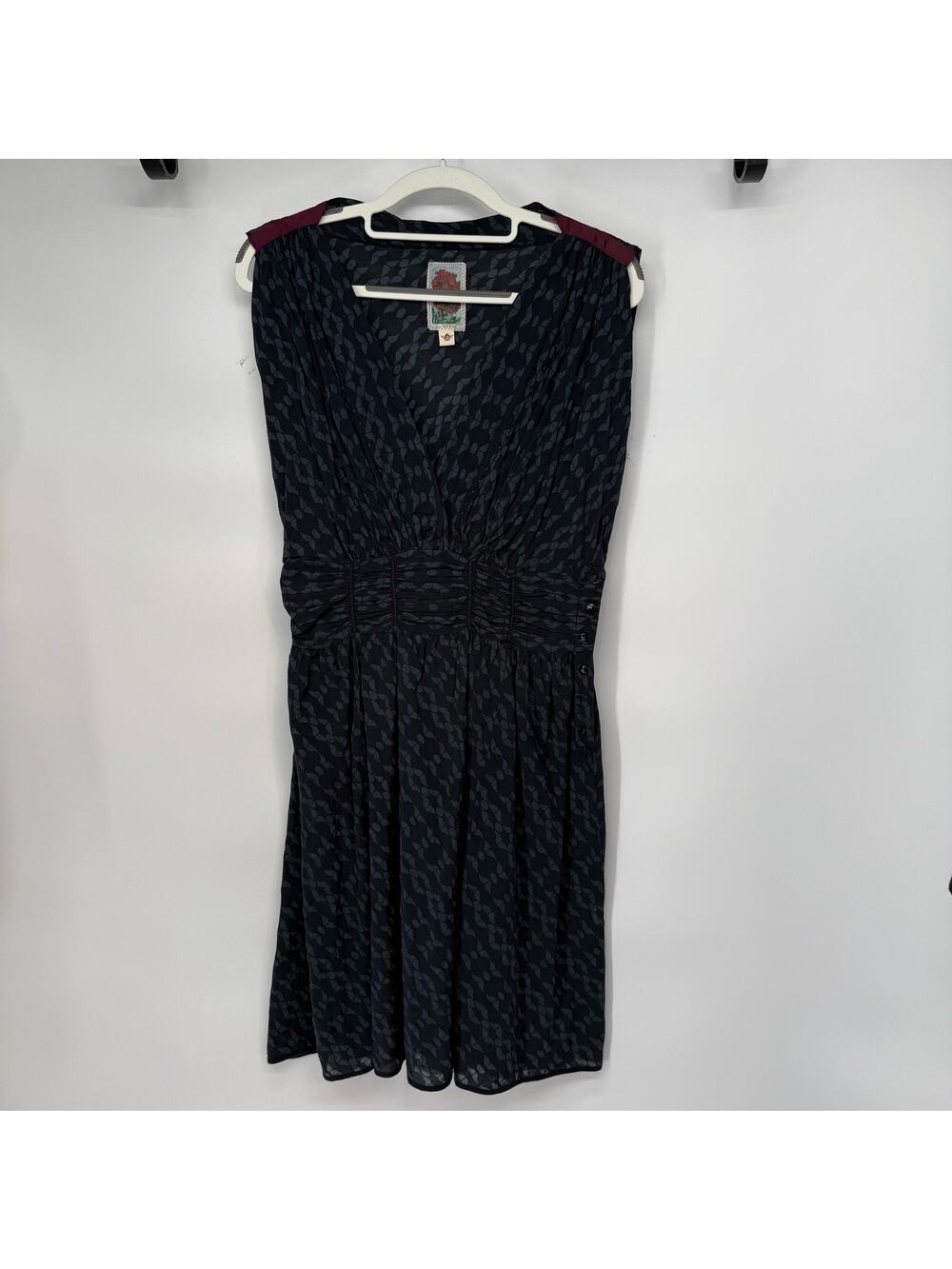 Burning Torch Mini Dress Womens Size Small Black Sleeveless Empire Waist V-Neck